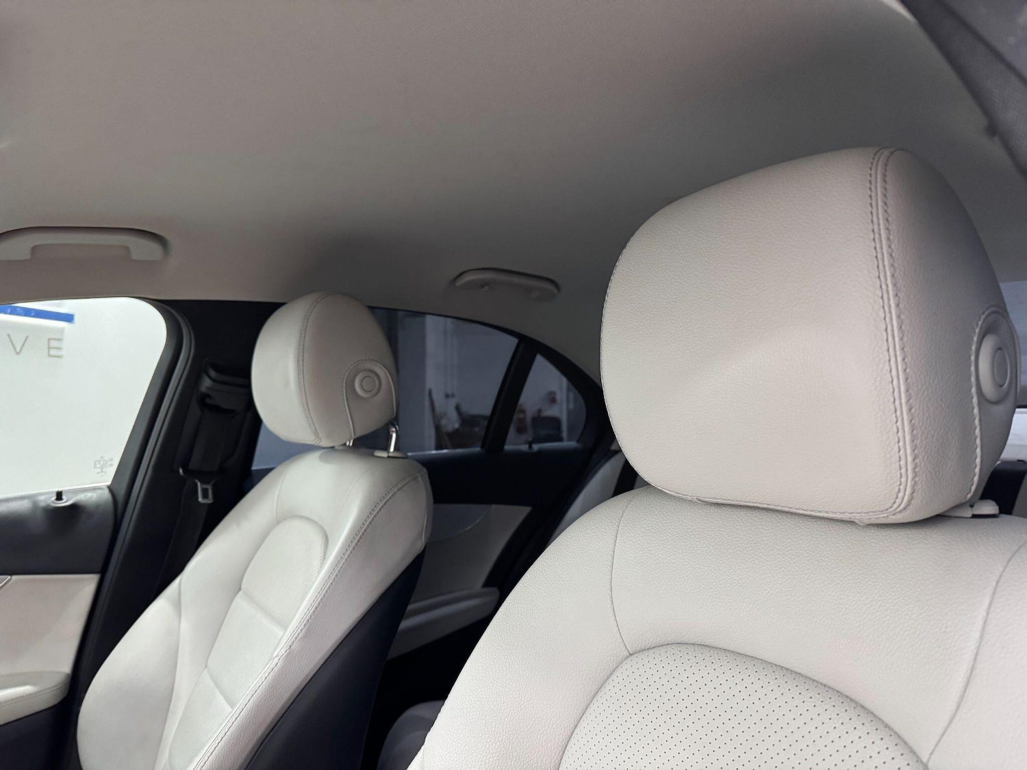 Used Mercedes-Benz C Class 2018 for sale - 77143699: Photo 48