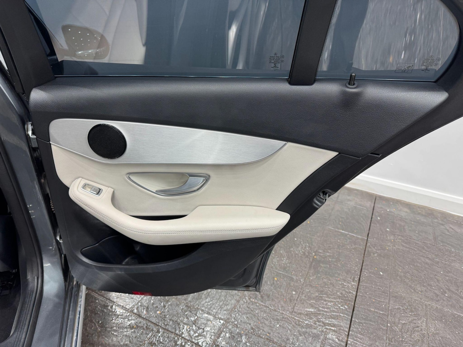 Used Mercedes-Benz C Class 2018 for sale - 77143699: Photo 54