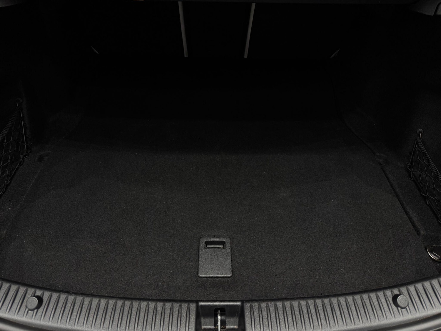 Used Mercedes-Benz C Class 2018 for sale - 77143699: Photo 59