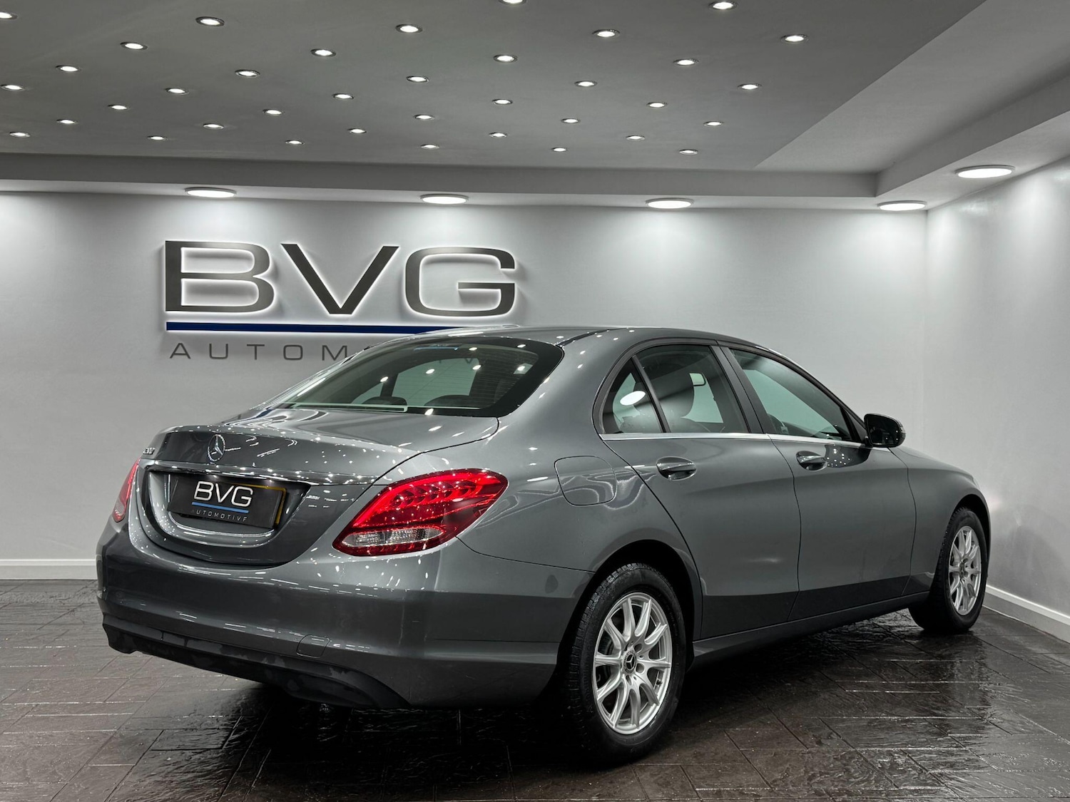 Used Mercedes-Benz C Class 2017 for sale - 77162898: Photo 11