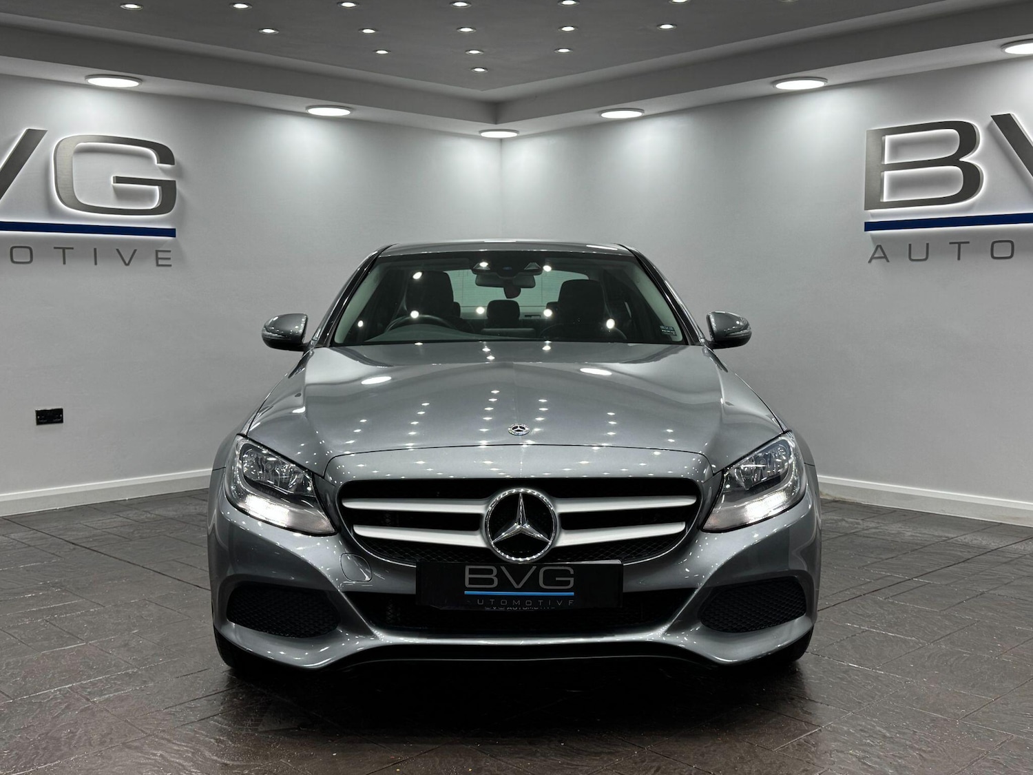 Used Mercedes-Benz C Class 2017 for sale - 77162898: Photo 4