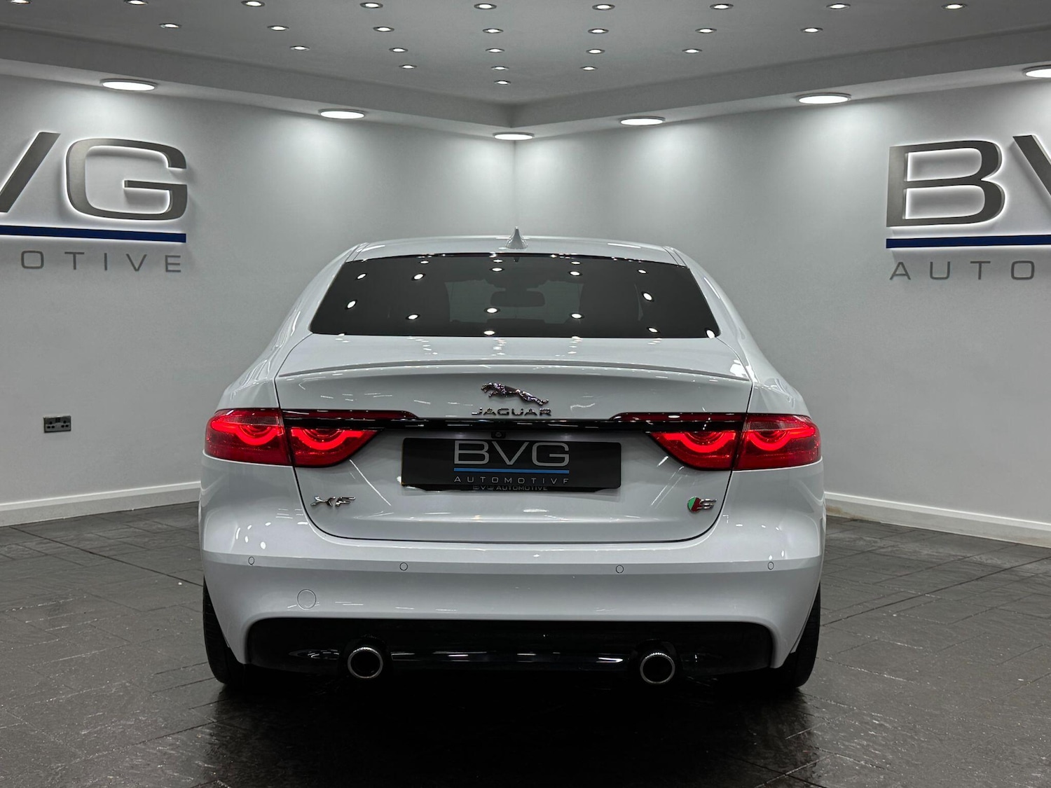 Used Jaguar XF 2018 for sale - 77377167: Photo 10