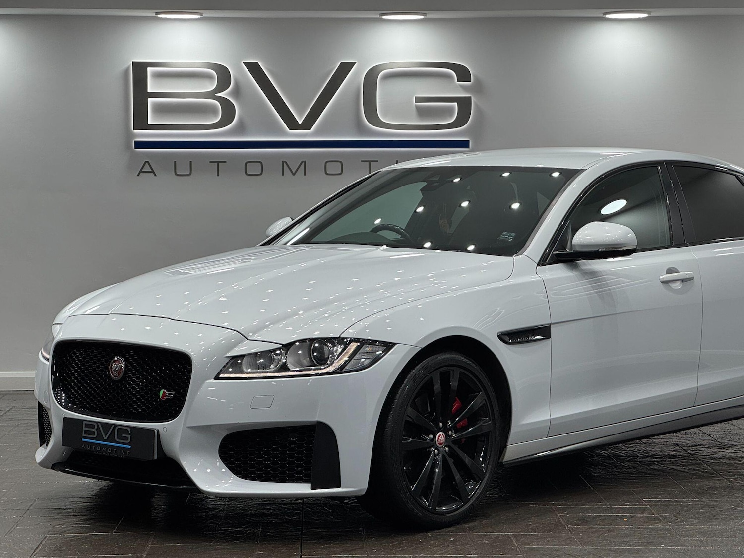 Used Jaguar XF 2018 for sale - 77377167: Photo 13