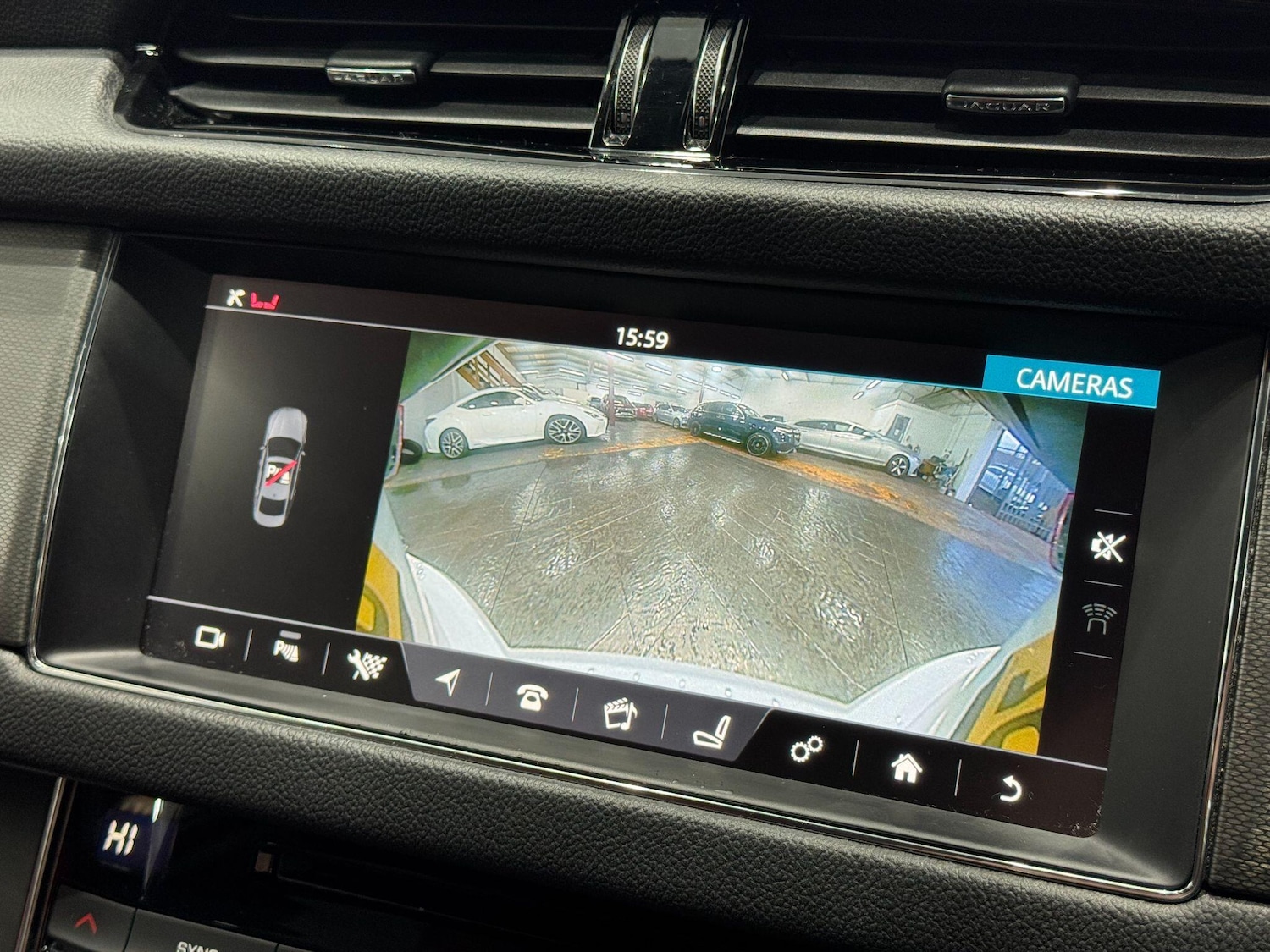 Used Jaguar XF 2018 for sale - 77377167: Photo 35