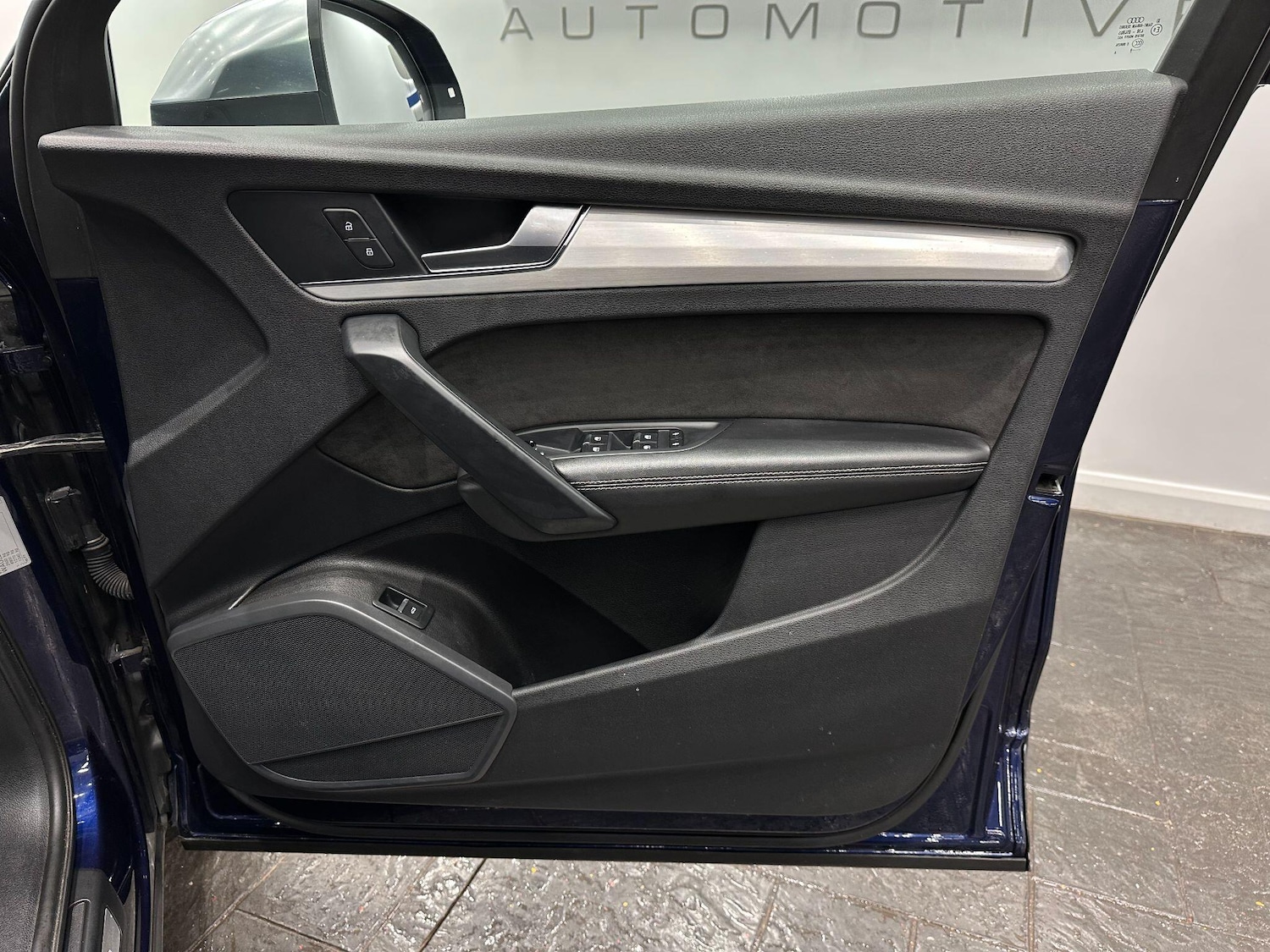 Used Audi SQ5 2018 for sale - 76913895: Photo 29