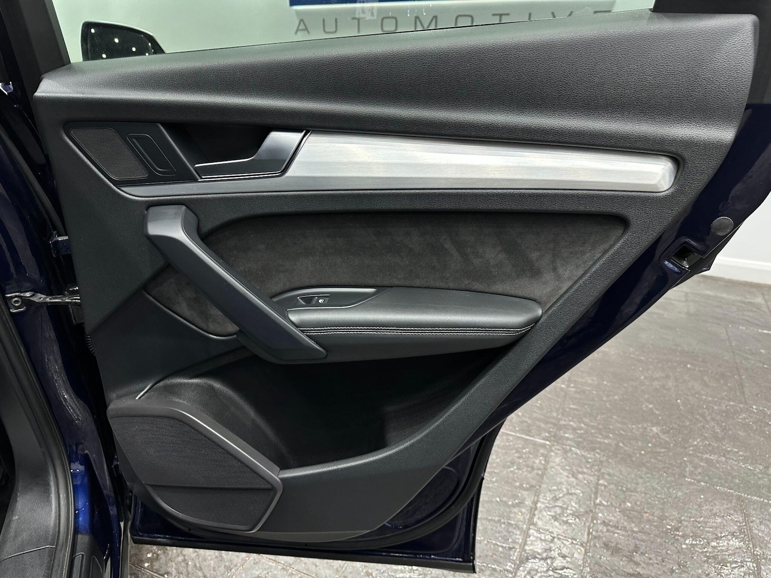 Used Audi SQ5 2018 for sale - 76913895: Photo 61