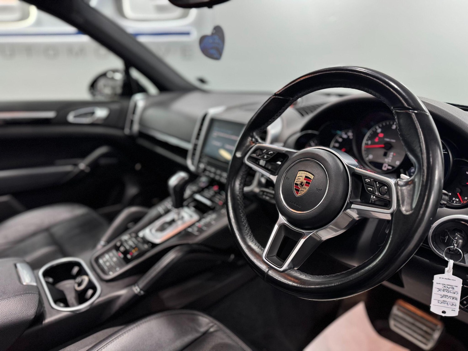 Used Porsche Cayenne 2017 for sale - 77191700: Photo 29