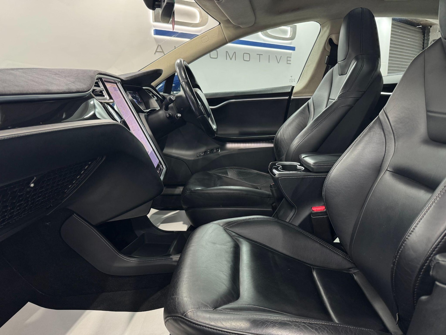 Used Tesla Model S 2015 for sale - 77396517: Photo 33