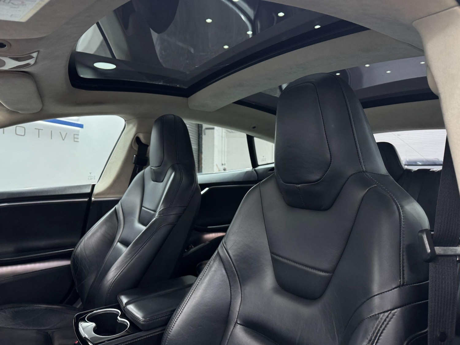 Used Tesla Model S 2015 for sale - 77396517: Photo 34