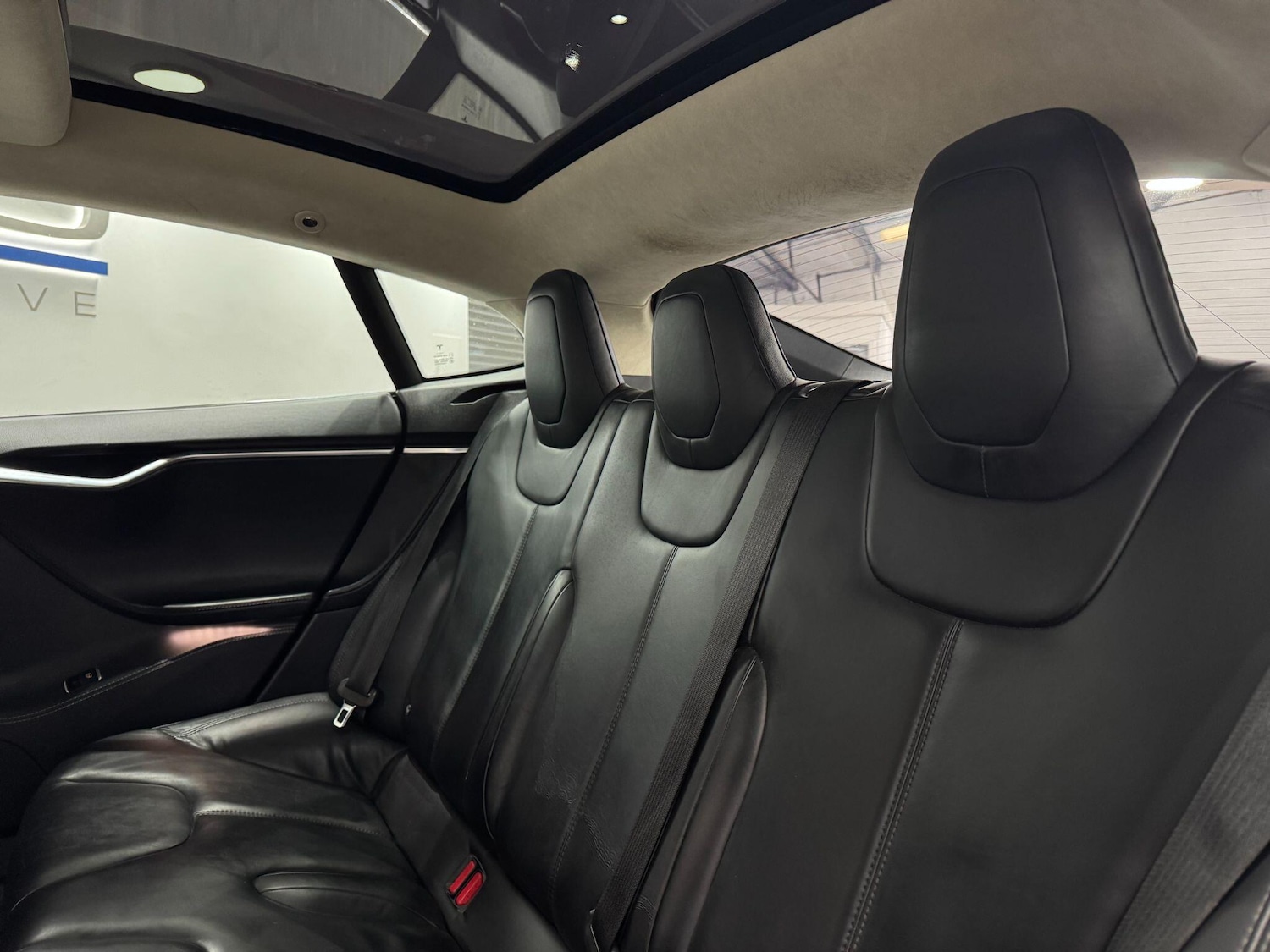 Used Tesla Model S 2015 for sale - 77396517: Photo 38