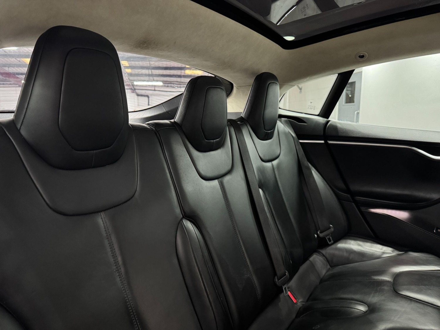 Used Tesla Model S 2015 for sale - 77396517: Photo 41