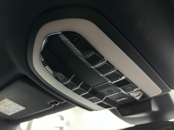 Used Porsche Macan 2015 for sale - 76314458: Photo 15
