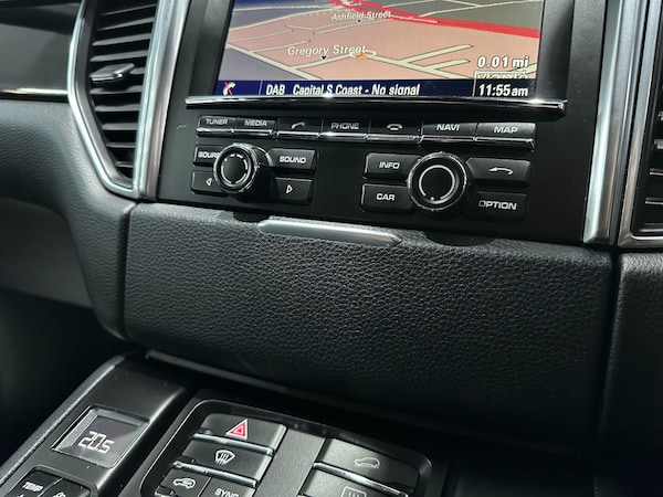 Used Porsche Macan 2015 for sale - 76314458: Photo 26