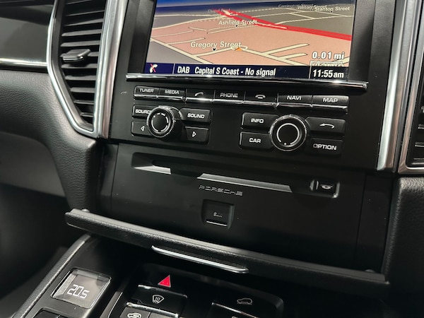 Used Porsche Macan 2015 for sale - 76314458: Photo 27