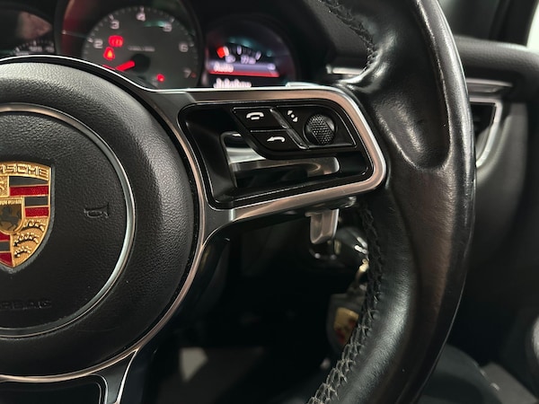 Used Porsche Macan 2015 for sale - 76314458: Photo 35