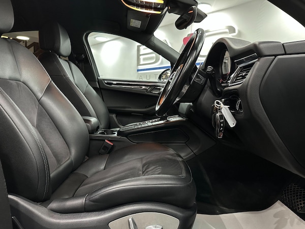 Used Porsche Macan 2015 for sale - 76314458: Photo 6