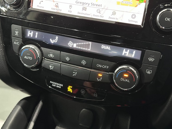 Used Nissan Qashqai 2018 for sale - 76084425: Photo 38