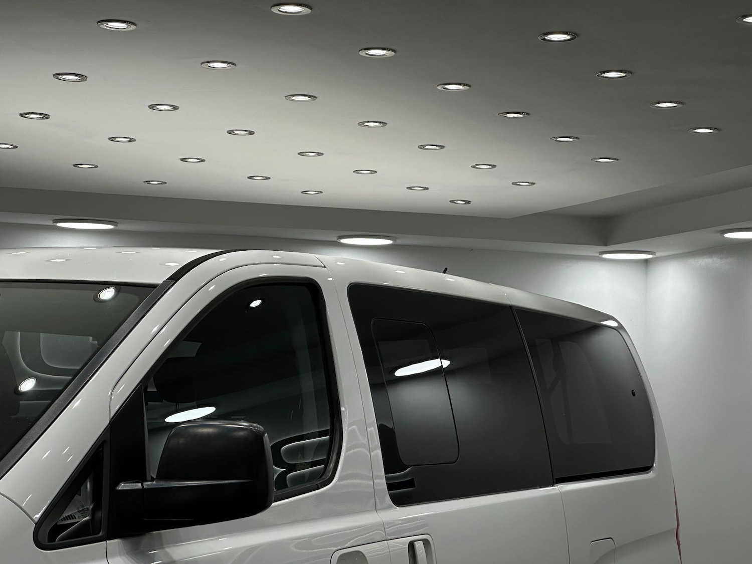 Used Hyundai i800 2016 for sale - 76714129: Photo 16