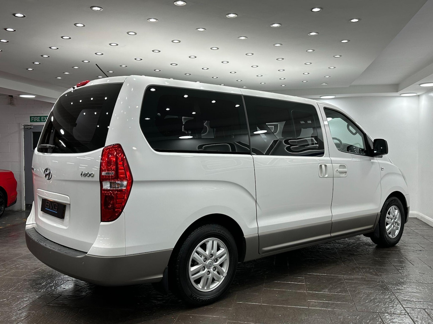 Used Hyundai i800 2016 for sale - 76714129: Photo 9