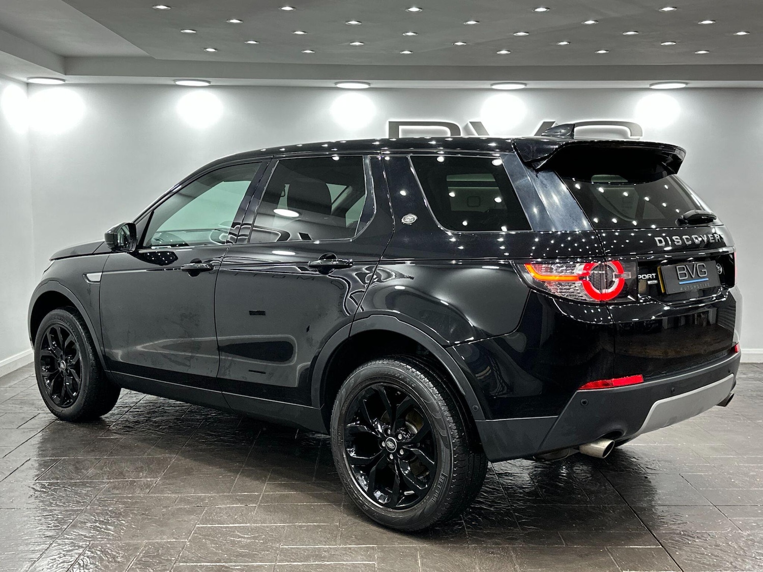 Used Land Rover Discovery Sport 2018 for sale - 76936544: Photo 10