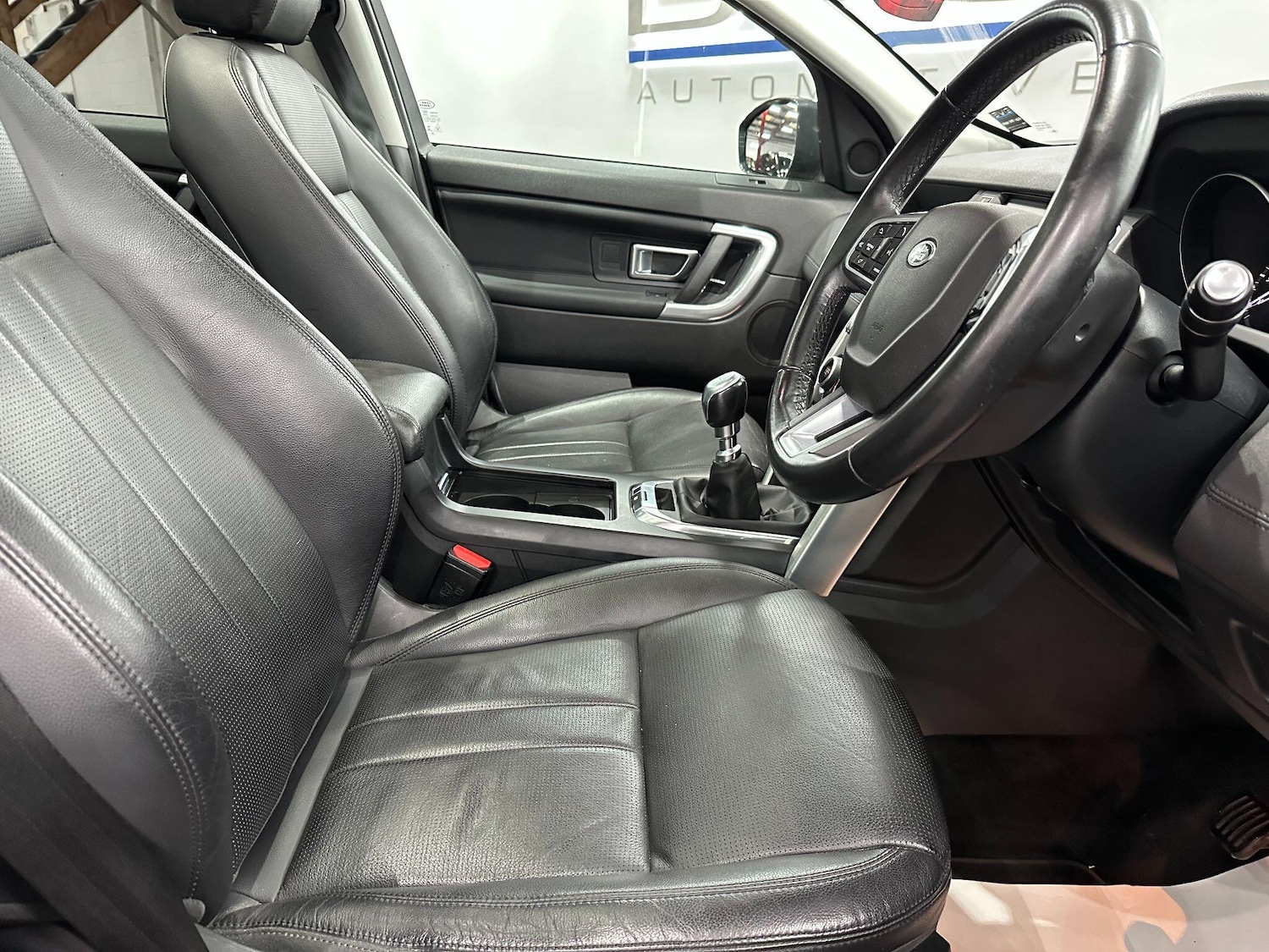 Used Land Rover Discovery Sport 2018 for sale - 76936544: Photo 27