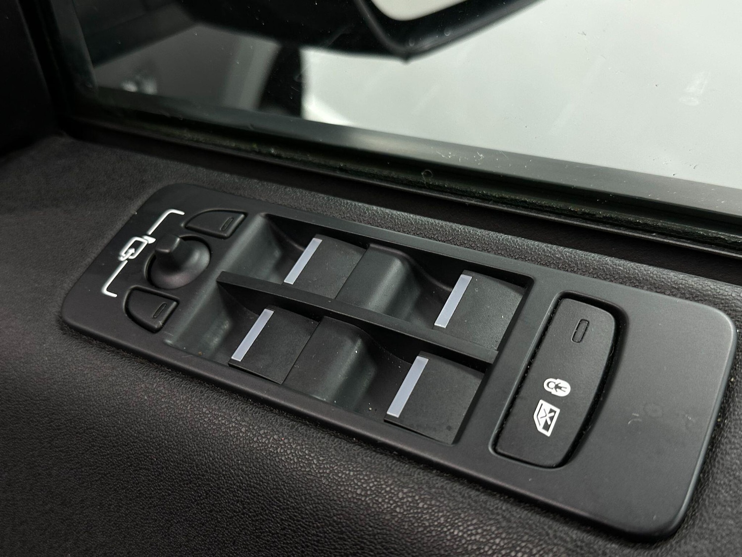 Used Land Rover Discovery Sport 2018 for sale - 76936544: Photo 31