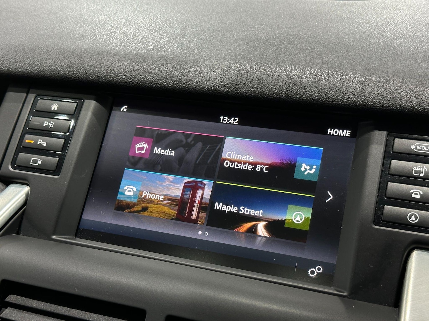 Used Land Rover Discovery Sport 2018 for sale - 76936544: Photo 37