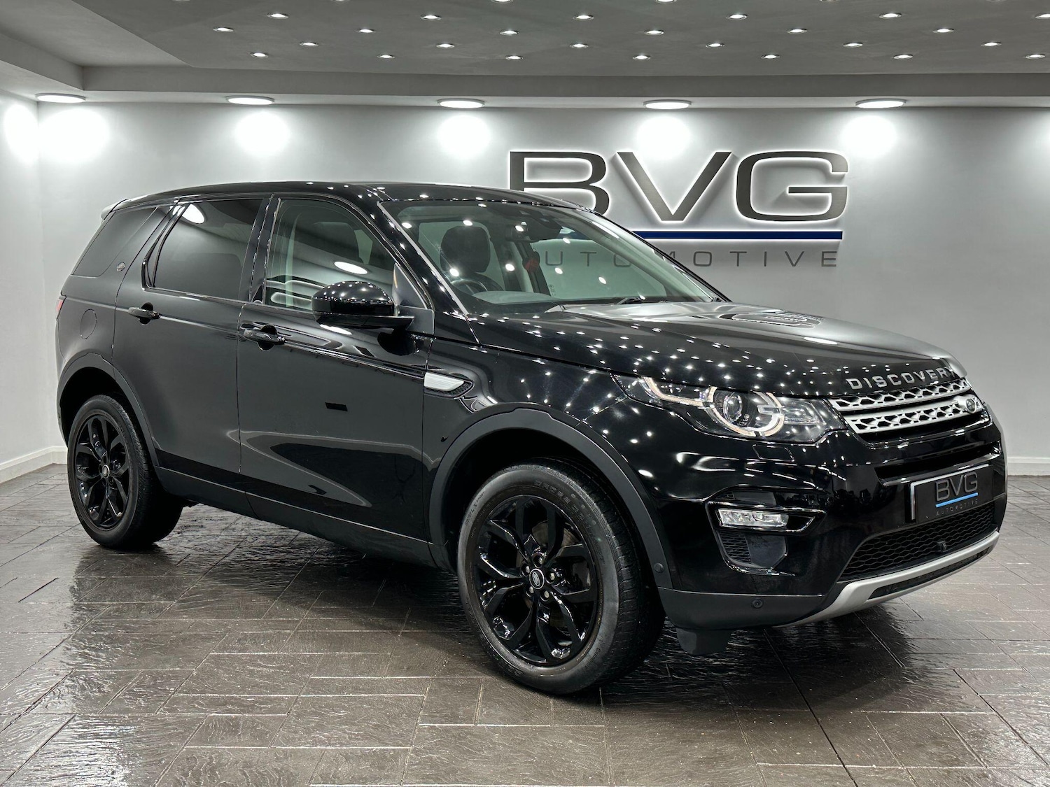 Used Land Rover Discovery Sport 2018 for sale - 76936544: Photo 4