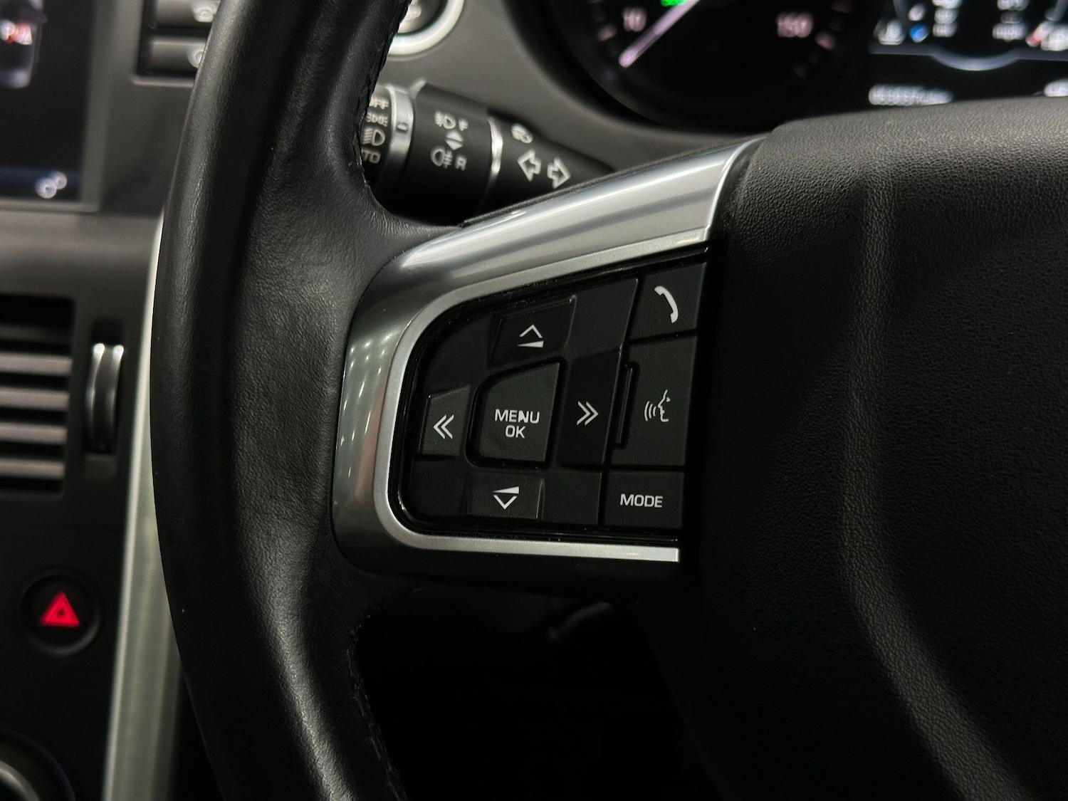 Used Land Rover Discovery Sport 2018 for sale - 76936544: Photo 51