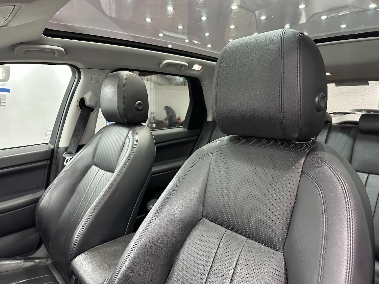 Used Land Rover Discovery Sport 2018 for sale - 76936544: Photo 58