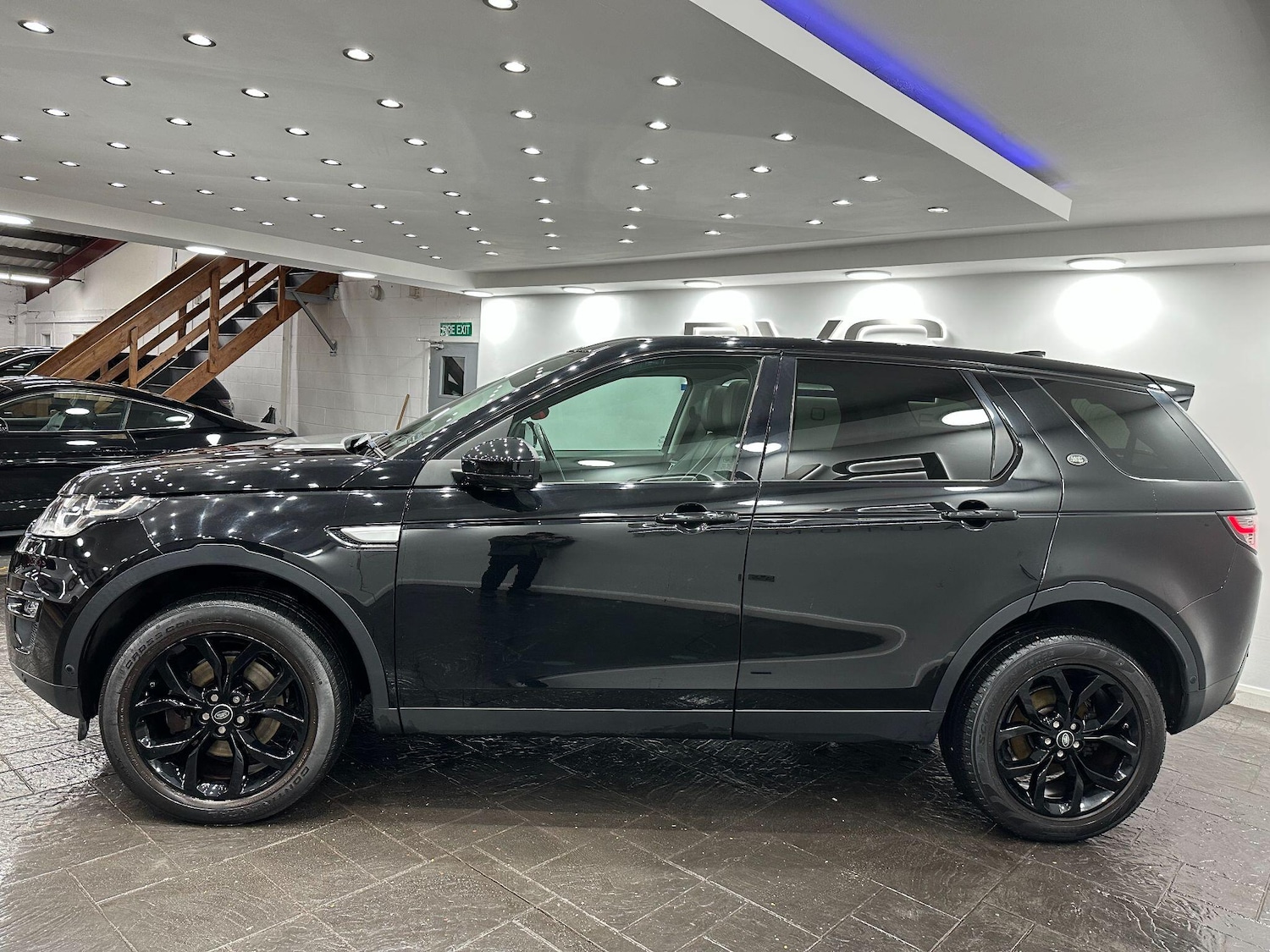 Used Land Rover Discovery Sport 2018 for sale - 76936544: Photo 9