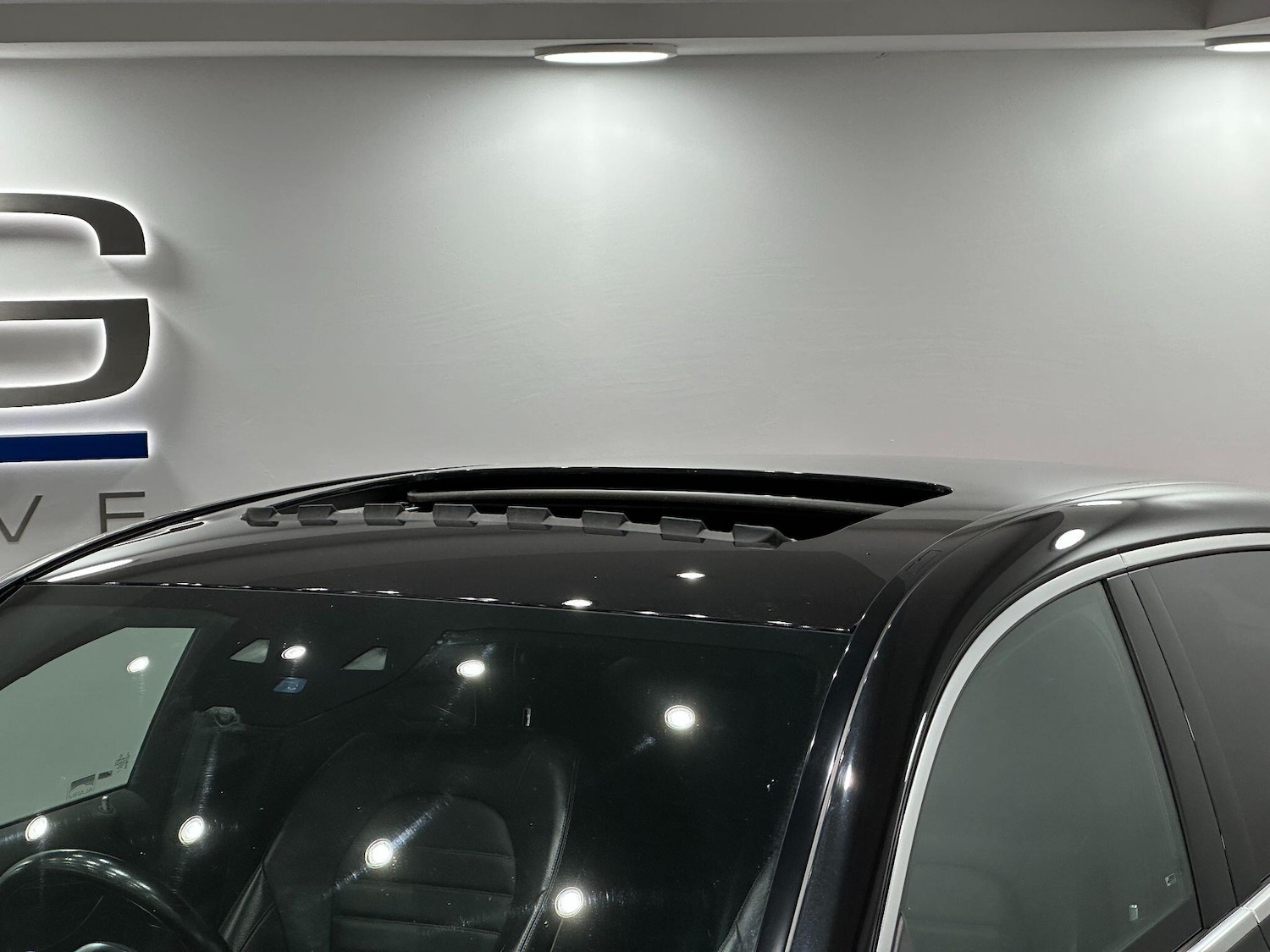 Used Mercedes-Benz EQC 2021 for sale - 76702457: Photo 17