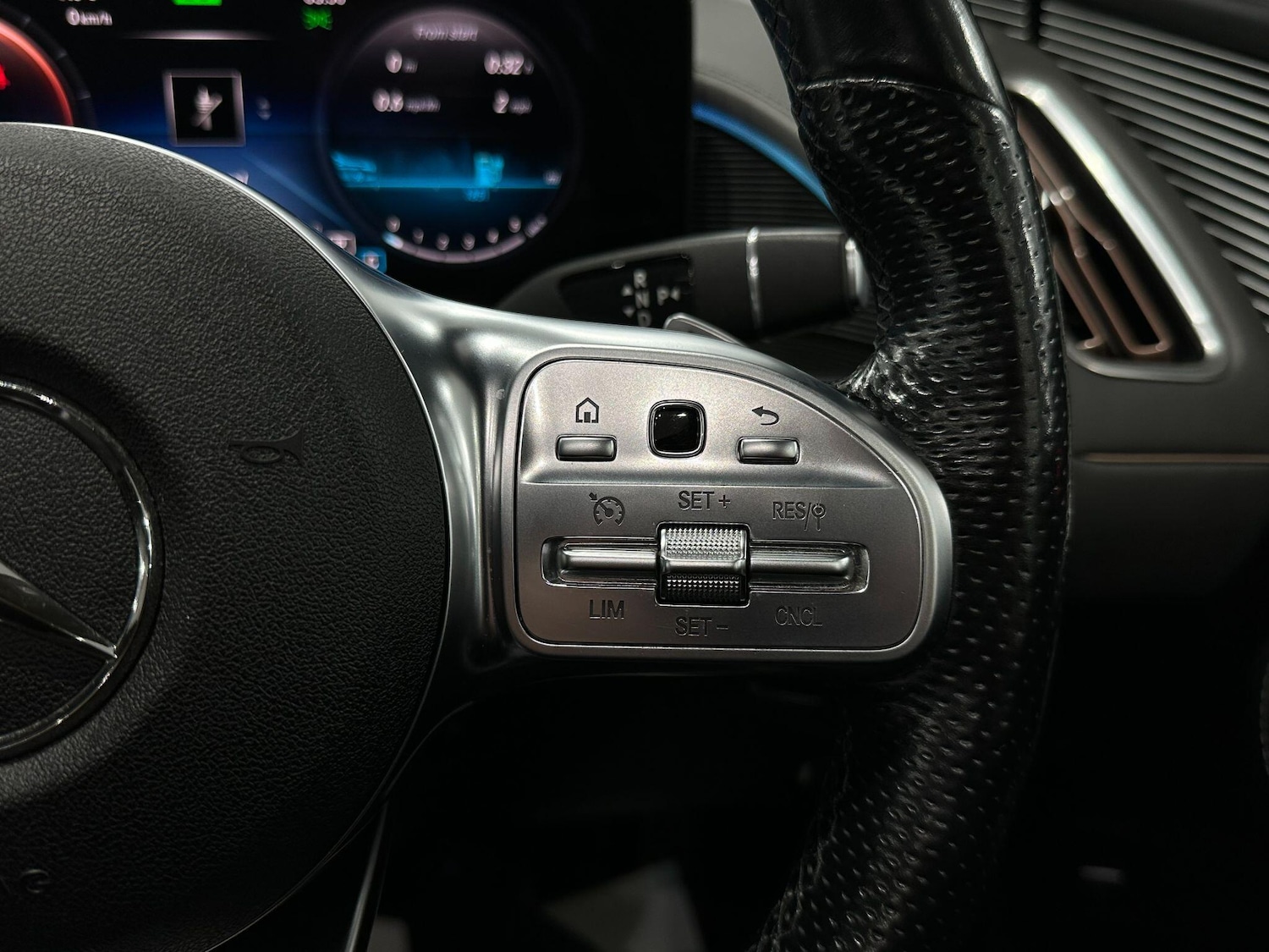 Used Mercedes-Benz EQC 2021 for sale - 76702457: Photo 57