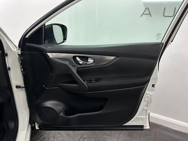 Used Nissan Qashqai 2018 for sale - 76246583: Photo 36