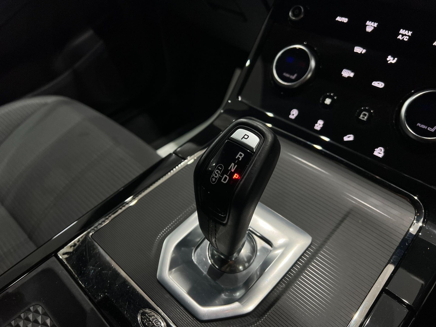 Used Land Rover Range Rover Evoque 2019 for sale - 76031590: Photo 32