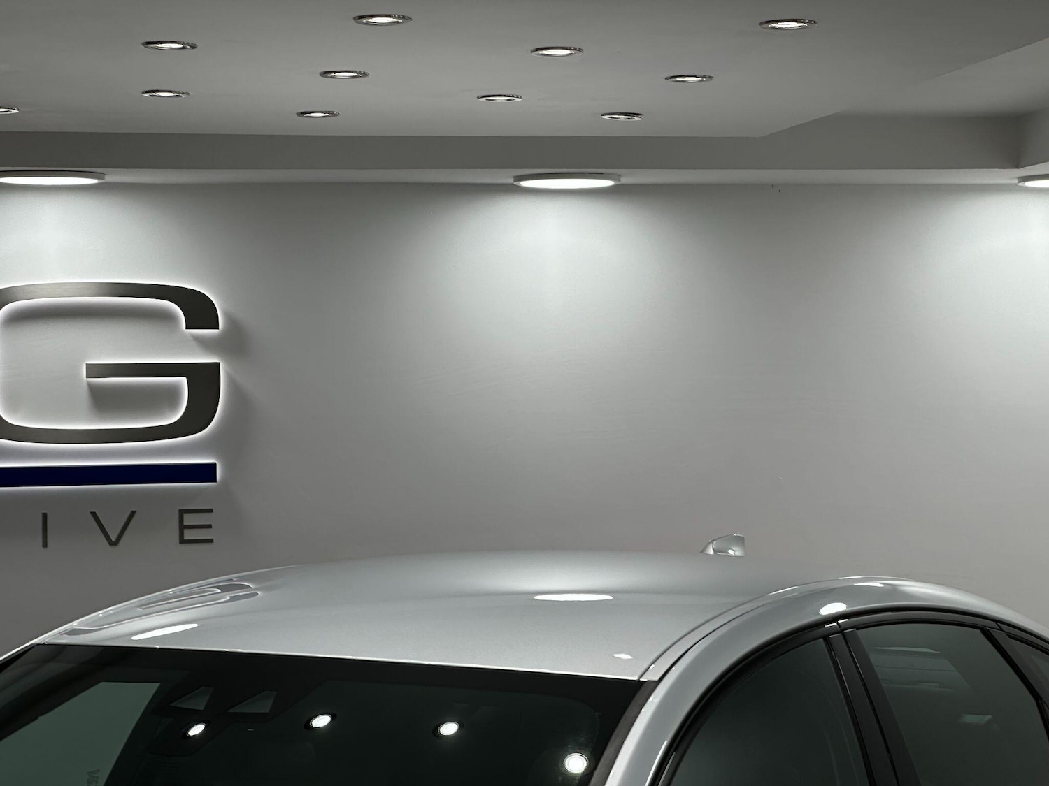 Used Jaguar XF 2016 for sale - 76832836: Photo 17