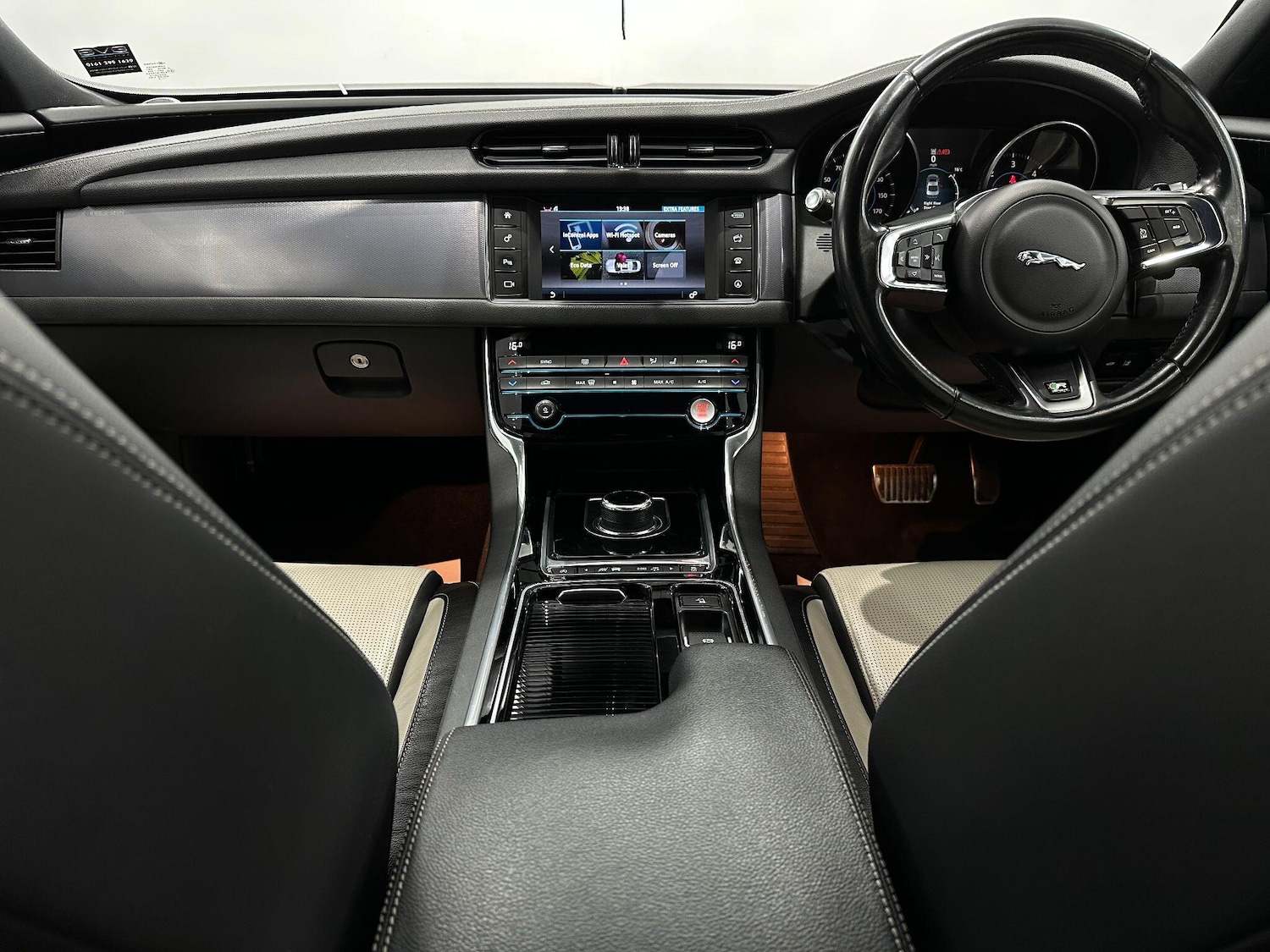 Used Jaguar XF 2016 for sale - 76832836: Photo 29