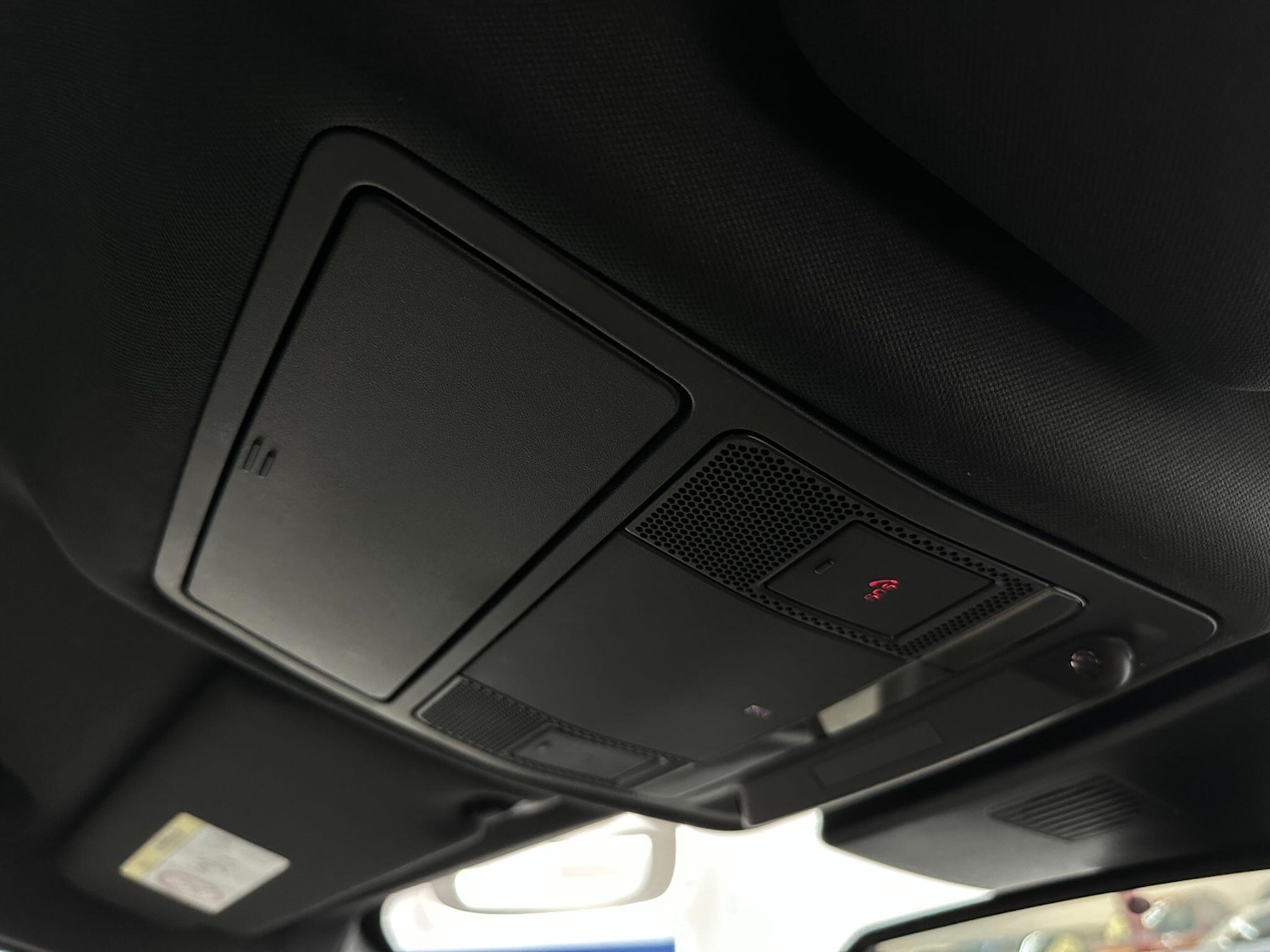 Used Jaguar XF 2016 for sale - 76832836: Photo 31