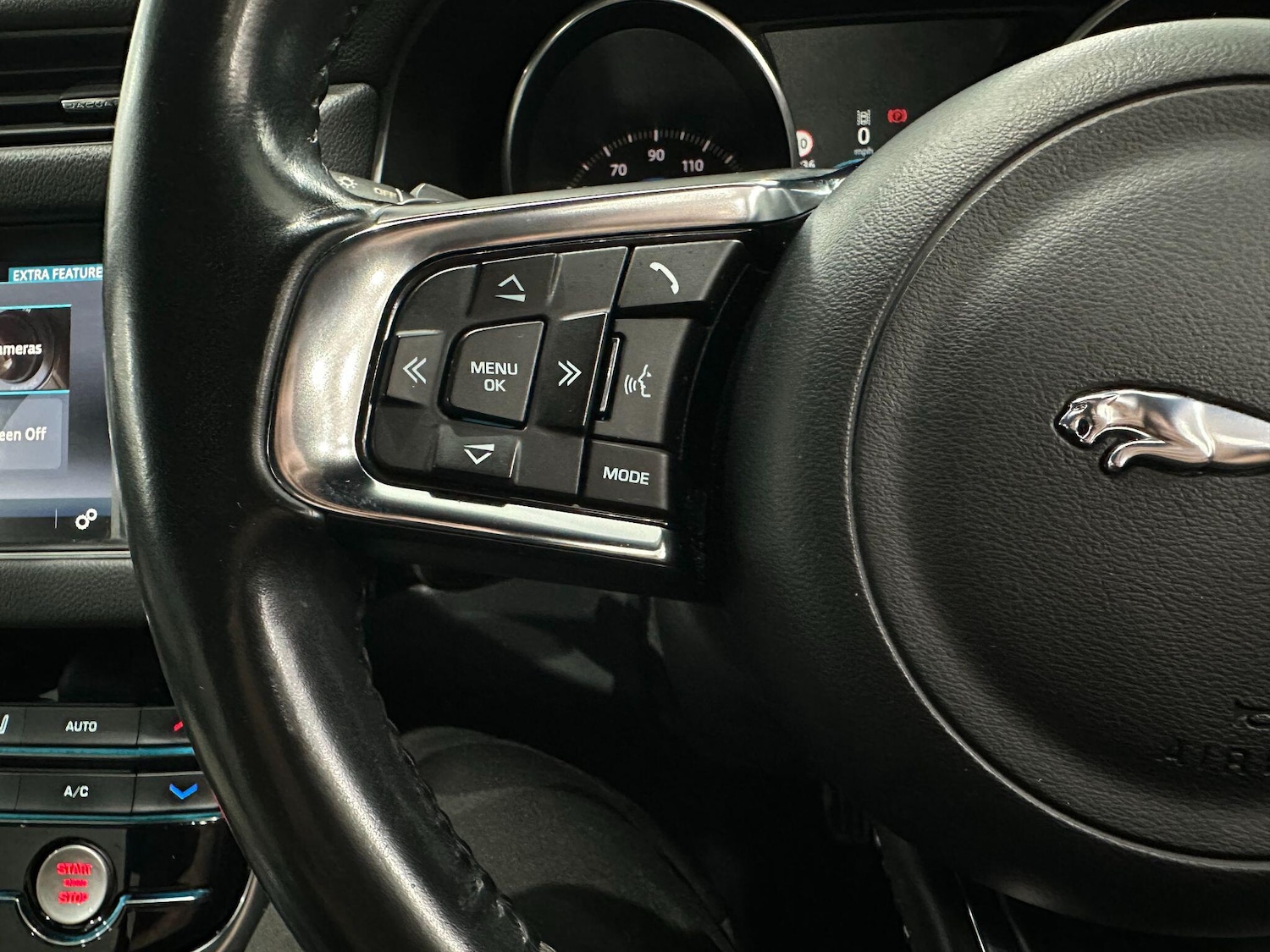 Used Jaguar XF 2016 for sale - 76832836: Photo 49