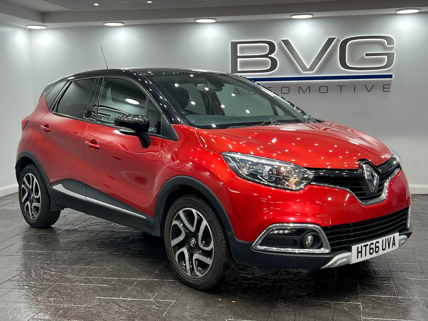 Used Renault Captur 2017 for sale - 76549681: Photo 1