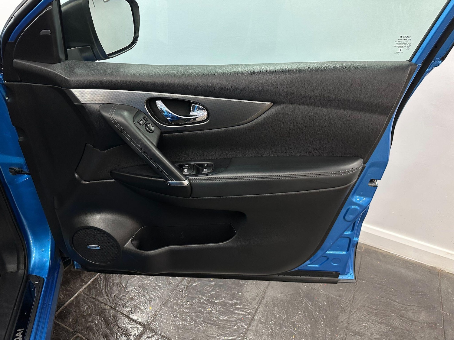 Used Nissan Qashqai 2017 for sale - 76399024: Photo 28