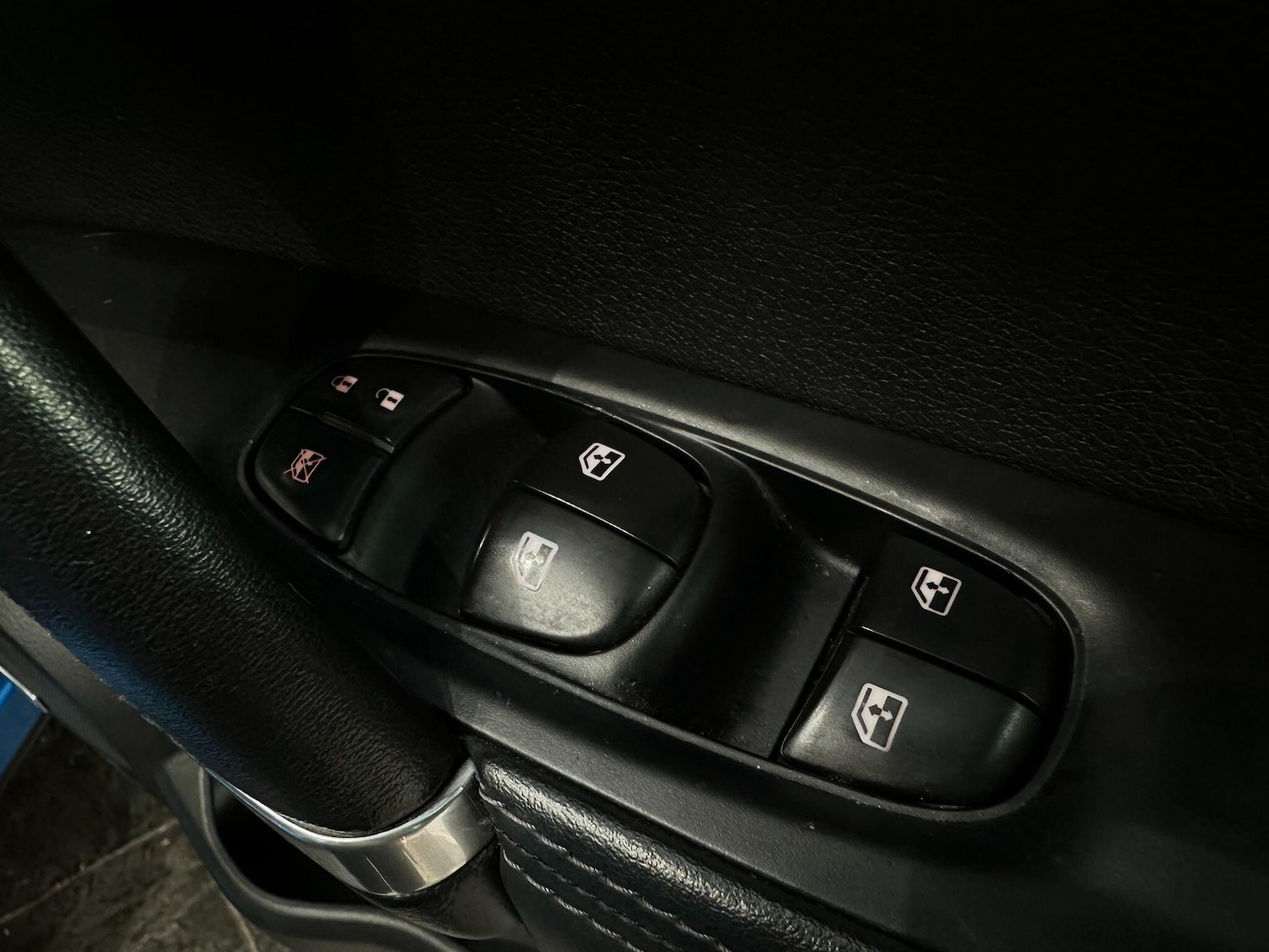 Used Nissan Qashqai 2017 for sale - 76399024: Photo 31