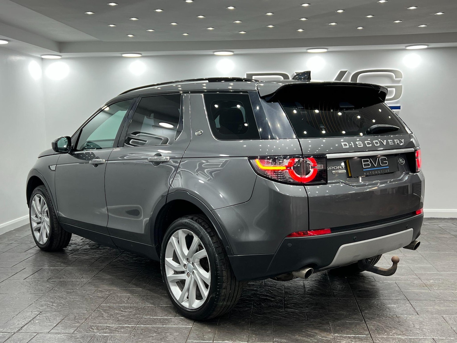 Used Land Rover Discovery Sport 2016 for sale - 76671424: Photo 10