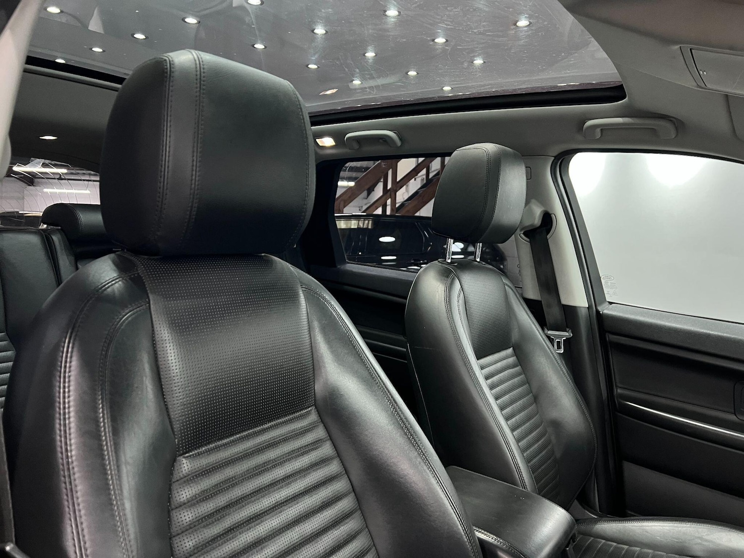 Used Land Rover Discovery Sport 2016 for sale - 76671424: Photo 27