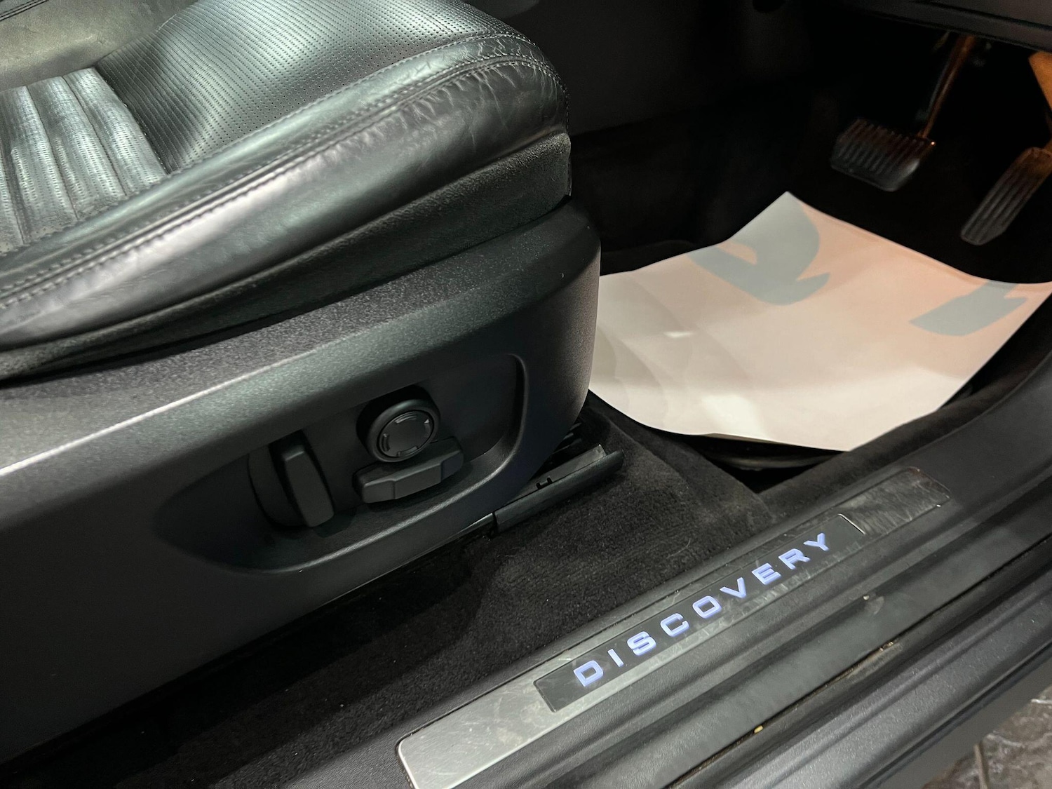 Used Land Rover Discovery Sport 2016 for sale - 76671424: Photo 28