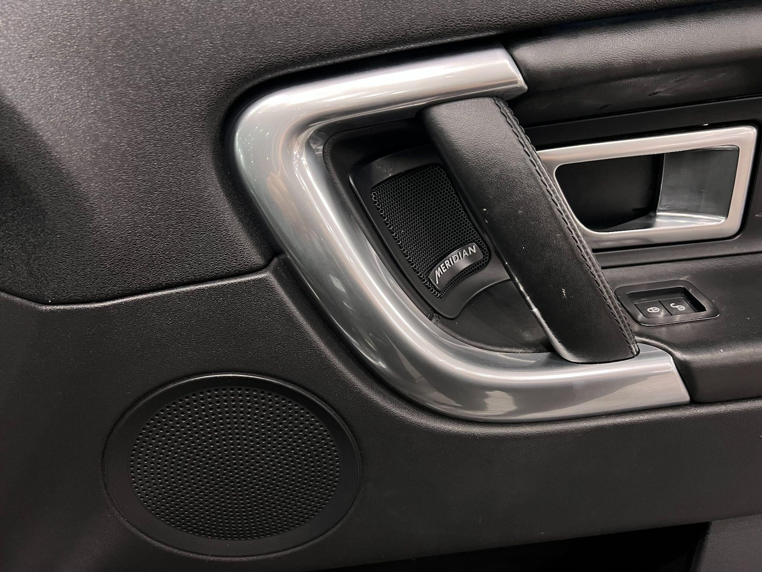 Used Land Rover Discovery Sport 2016 for sale - 76671424: Photo 31