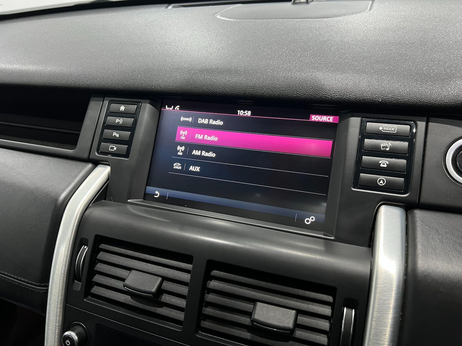 Used Land Rover Discovery Sport 2016 for sale - 76671424: Photo 36