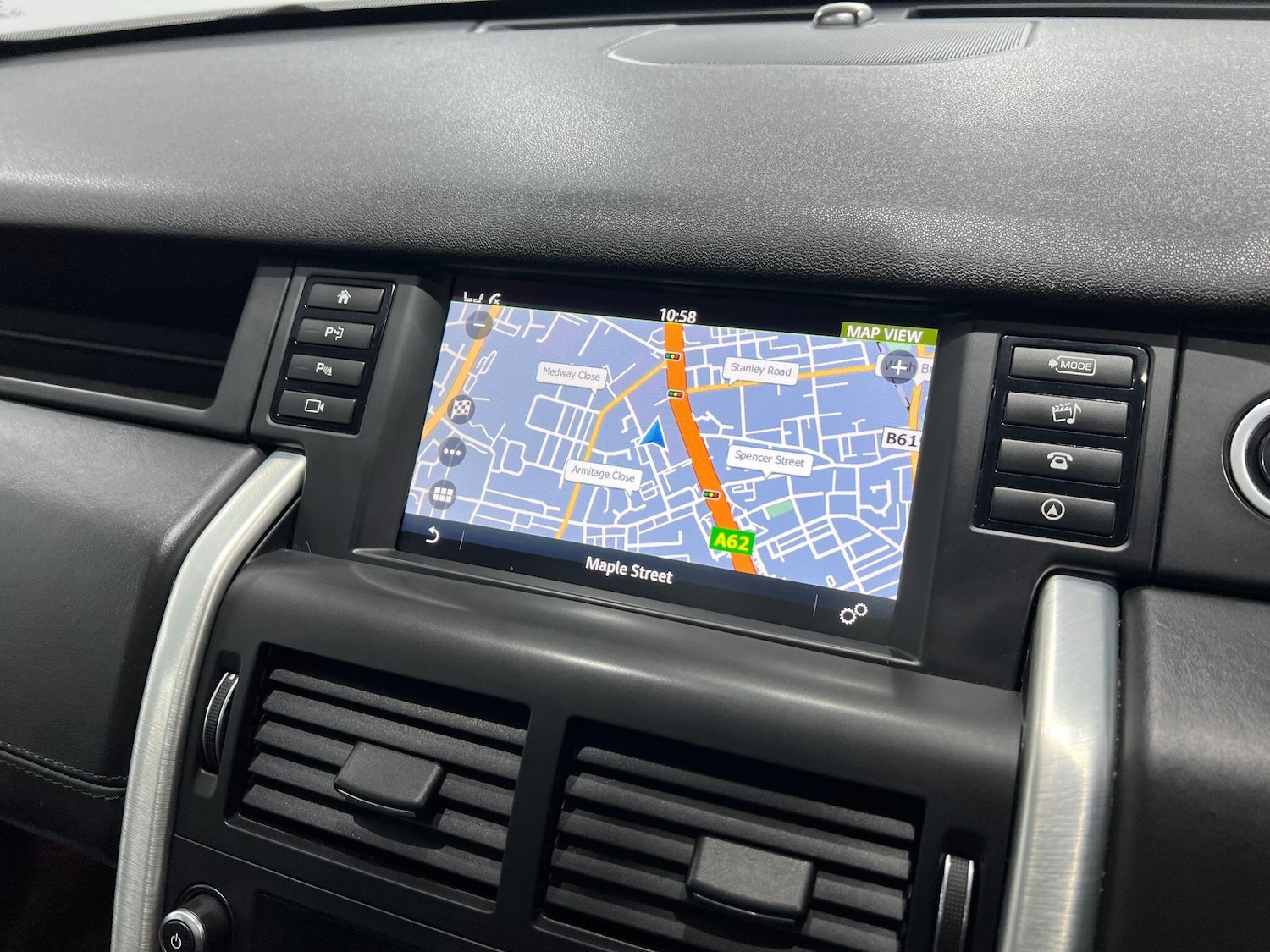 Used Land Rover Discovery Sport 2016 for sale - 76671424: Photo 38