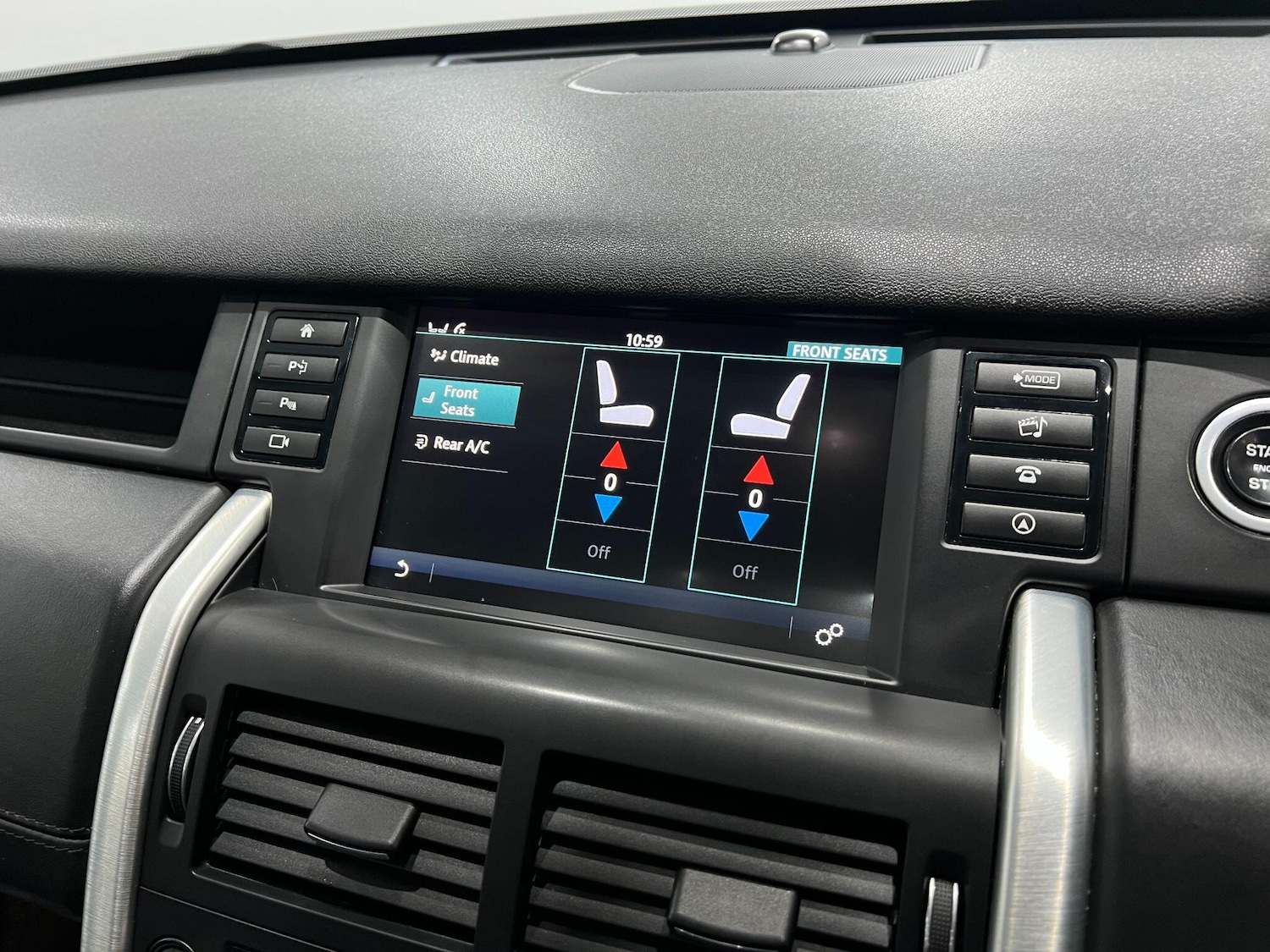 Used Land Rover Discovery Sport 2016 for sale - 76671424: Photo 41