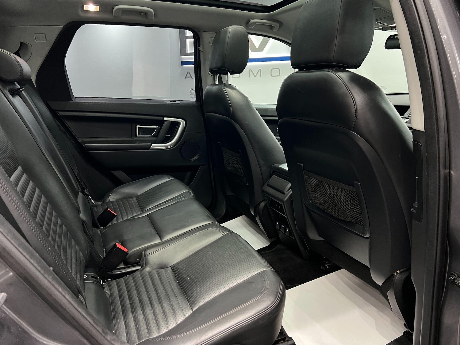 Used Land Rover Discovery Sport 2016 for sale - 76671424: Photo 50